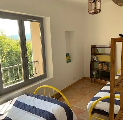 Appartement Duplex T3 Climatisé Centre Terrasse Parking Payant Manosque