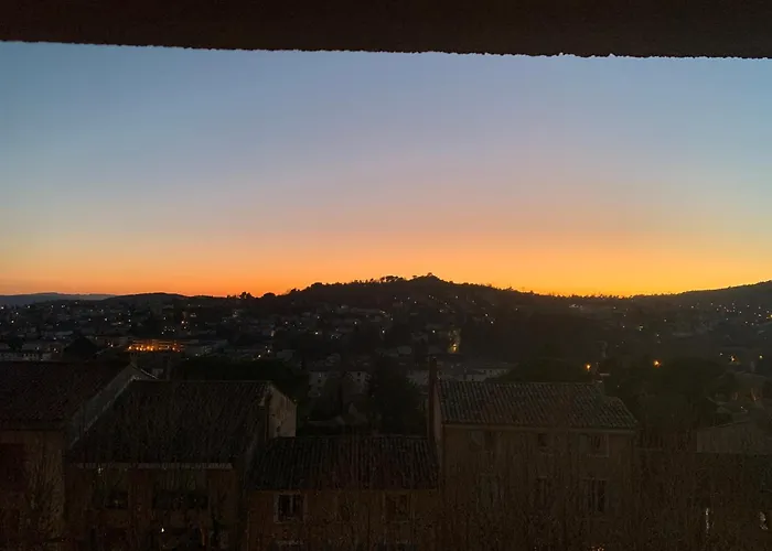 Appartement Duplex T3 Climatisé Centre Terrasse Parking Payant