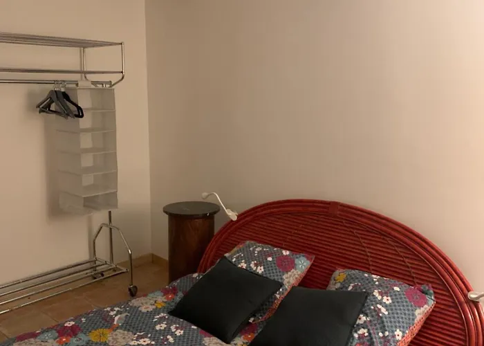 Duplex T3 Climatisé Centre Terrasse Parking Payant *